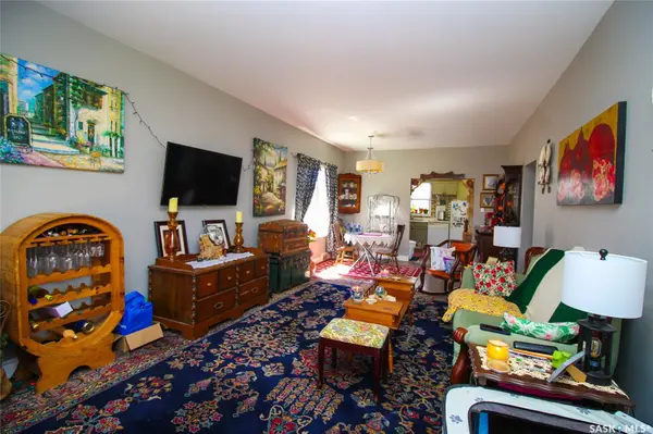 531 1st STREET E, Shaunavon, SK S0N 2M0