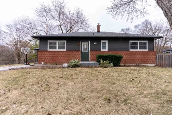 292 Woodward AVE, Milton, ON L9T 1V2