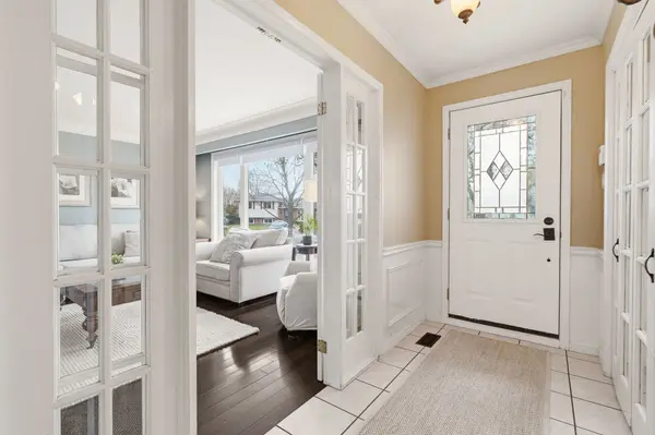 559 Rexway CT, Burlington, ON L7N 3B6