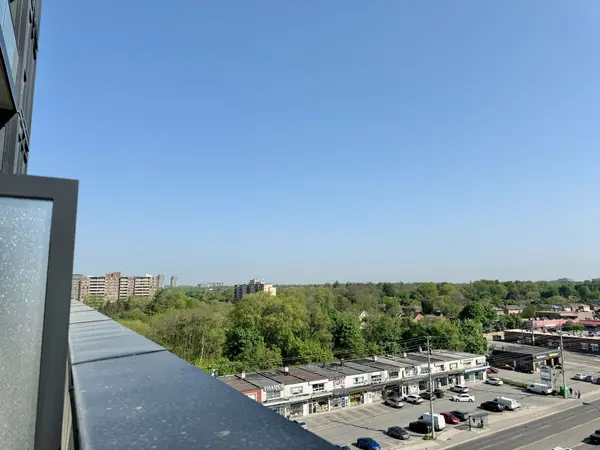 86 Dundas ST E #806, Mississauga, ON L5A 1W4