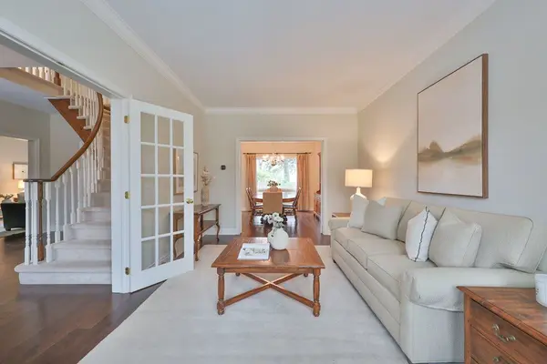 1962 Calgary CT, Mississauga, ON L5H 4J1