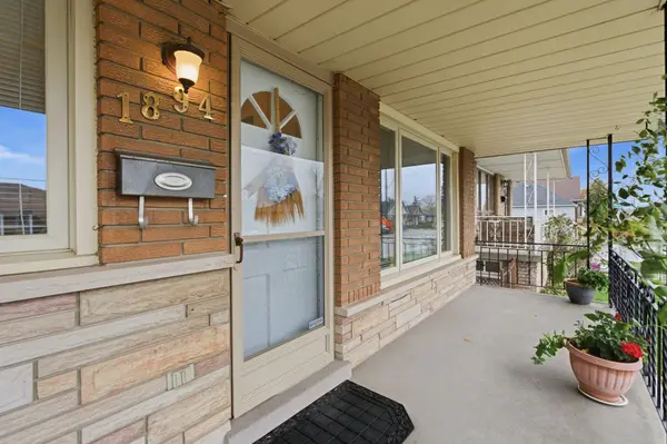 1894 Main ST E, Hamilton, ON L8H 1G5