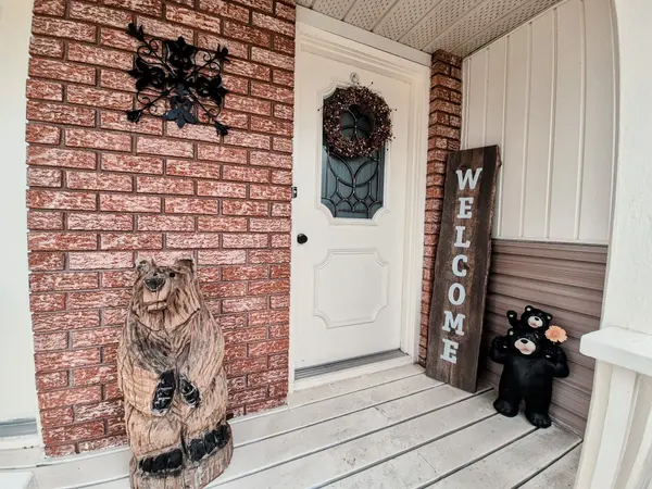 17 Huron DR, Brighton, ON K0K 1H0