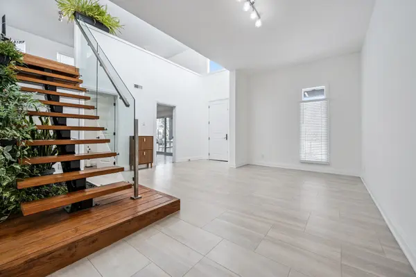 149 Woolwich ST, Waterloo, ON N2K 1S5