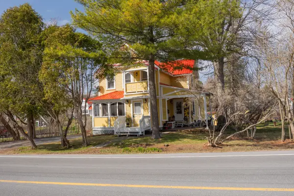 19683 William ST, South Glengarry, ON K0C 2J0