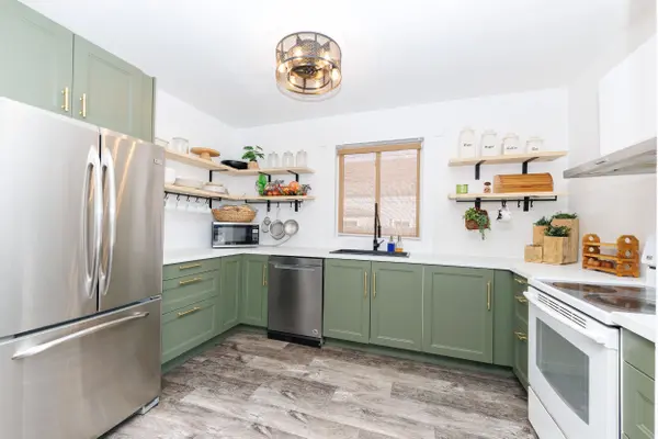 108 High ST, Fort Erie, ON L2A 3P7