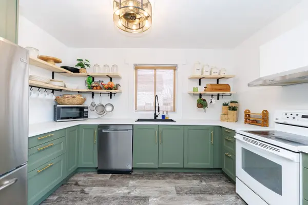 108 High ST, Fort Erie, ON L2A 3P7