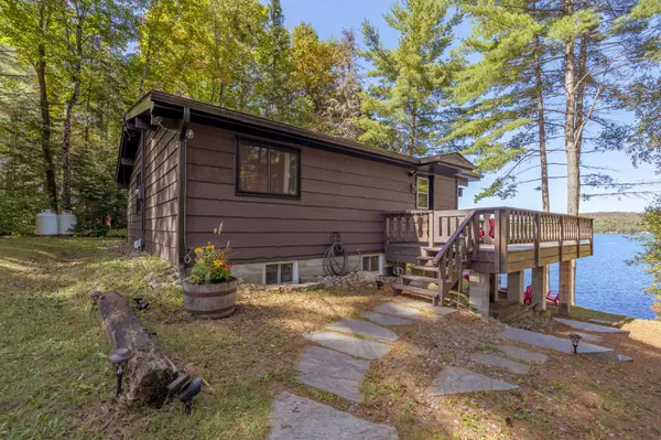 1003 Hollow RD, Algonquin Highlands, ON P0A 1E0