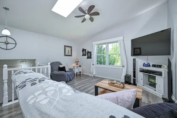 193 Kellys RD, Rideau Lakes, ON K7A 4S5