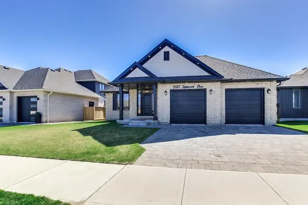 2033 Lockwood CRES, Strathroy-caradoc, ON N0L 1W0