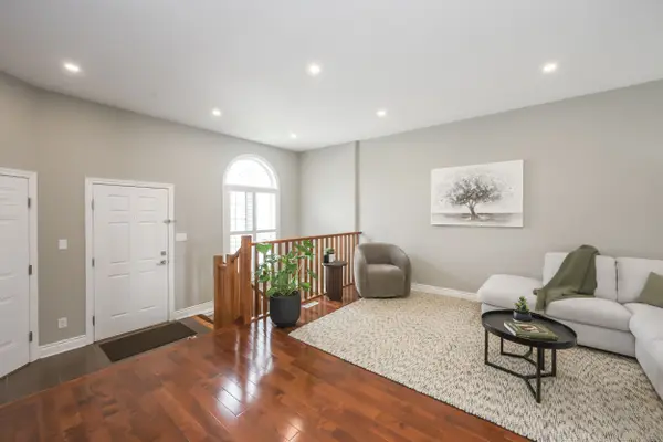 2615 Colonel Talbot RD #5, London South, ON N6K 5B4