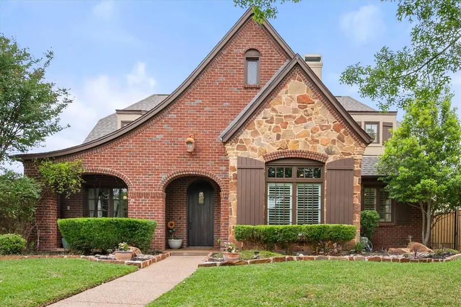 2003 WELLINGTON, Mansfield, TX 76063