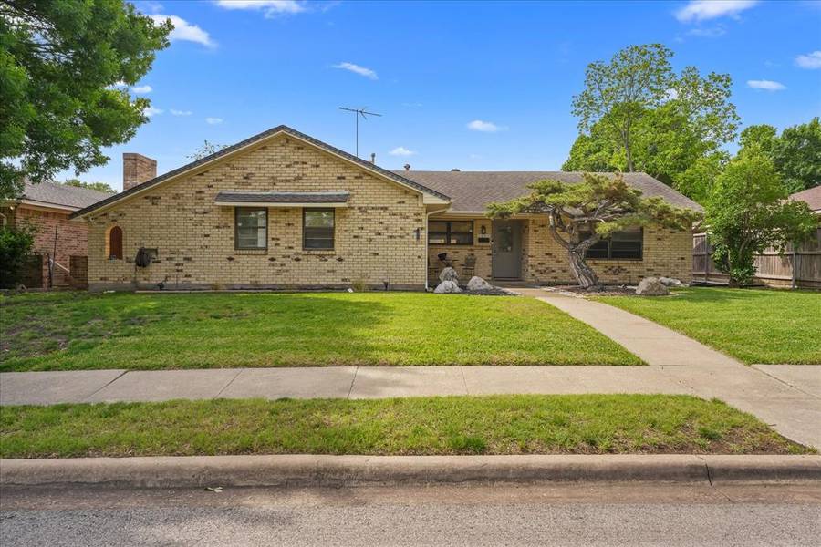 1426 Lexington Drive, Garland, TX 75041