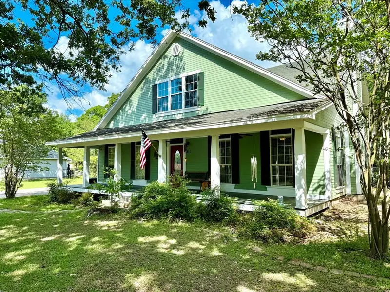 110 Buena Vista Street, Mabank, TX 75156