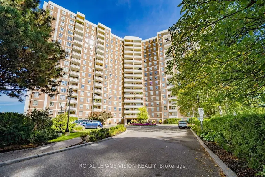 20 Edgecliff Golfway #1202, Toronto C11, ON M3C 3A4