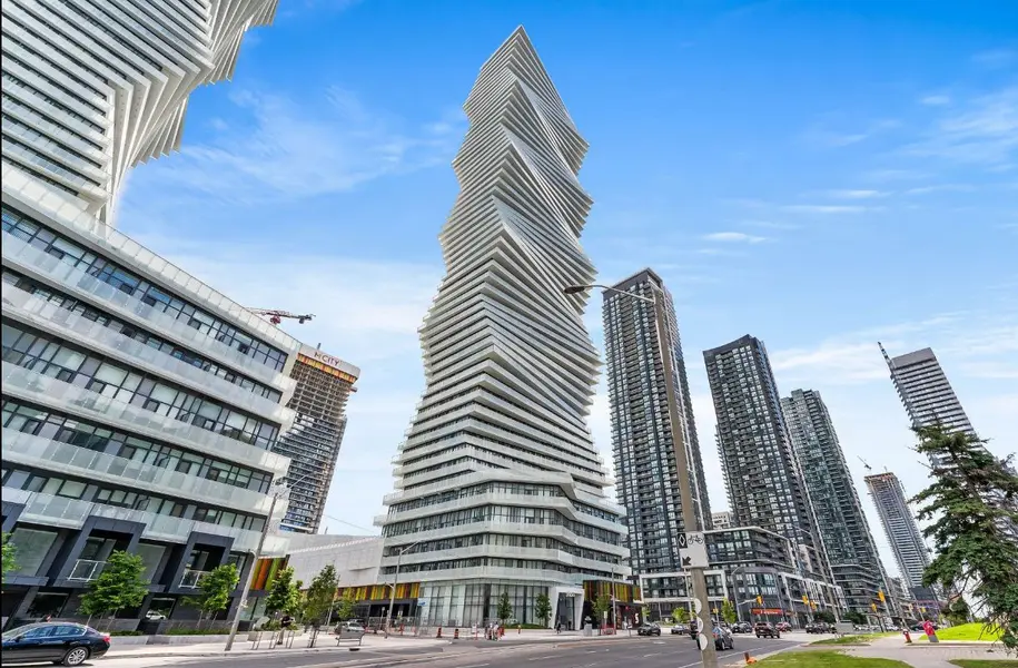 3900 Confederation Pkwy #4408, Mississauga, ON L5B 0M3