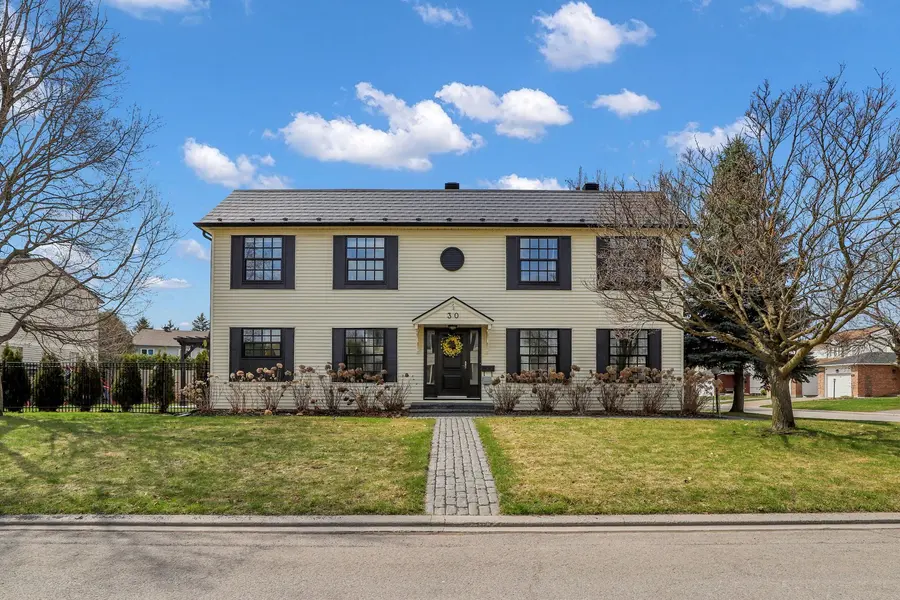 30 Birkett ST, Barrhaven, ON K2J 2V1