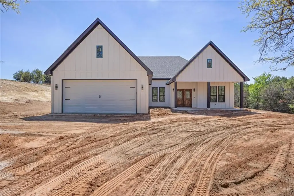 380 Schooner Way, Bluff Dale, TX 76433