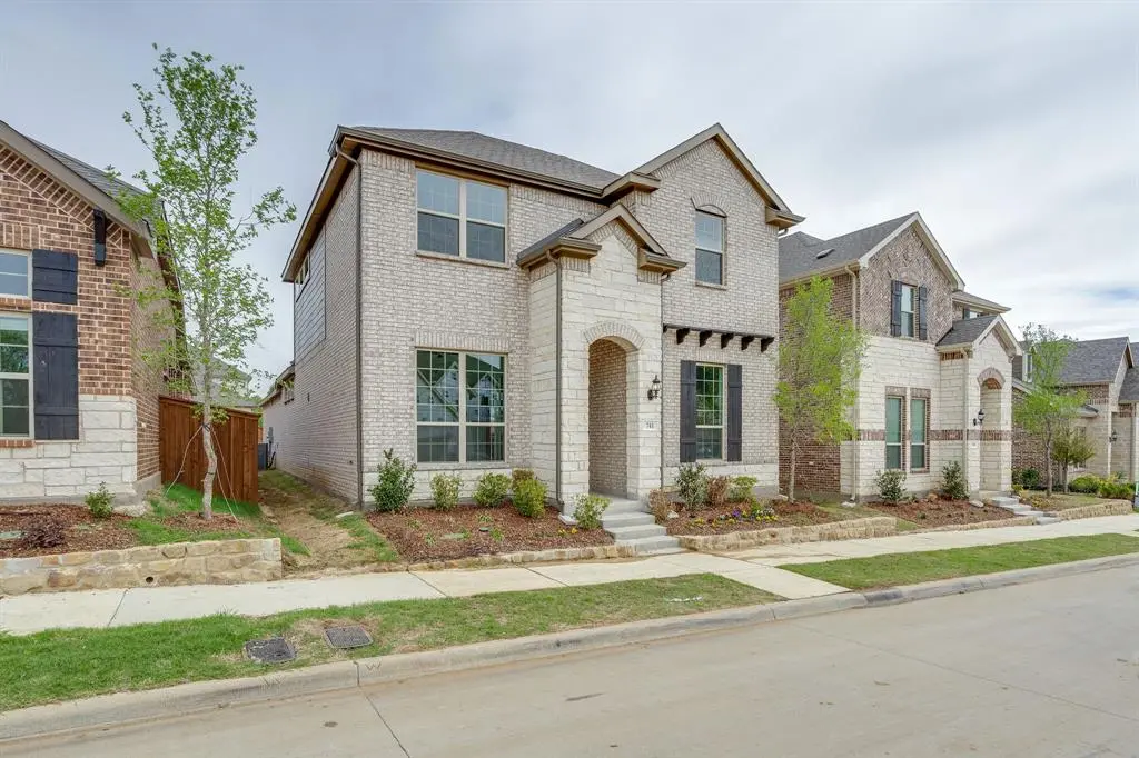 741 Waterbrook Parkway, Argyle, TX 76226