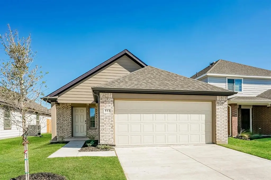 512 Sussex, Everman, TX 76140