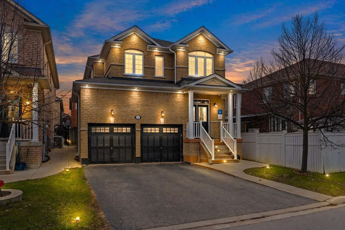 22 Rainbrook Close, Brampton, ON L6R 0K6