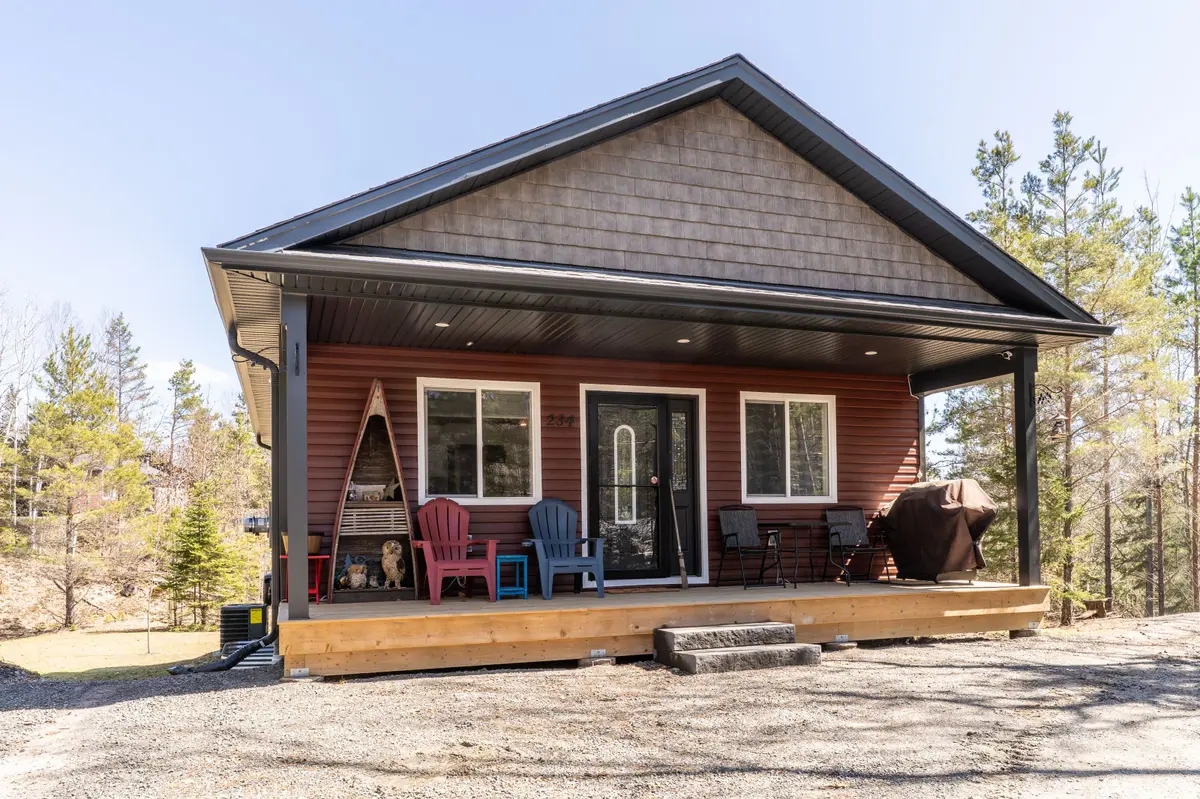 234 Main ST N, Burk's Falls, ON P0A 1C0