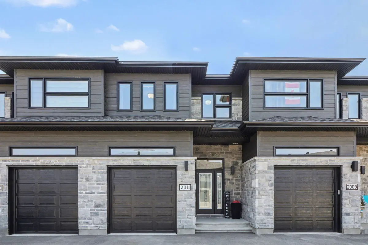 2011 Berne ST, Russell, ON K0A 1W0