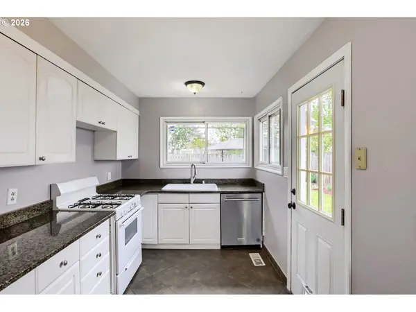 3204 E 29TH ST, Vancouver, WA 98661