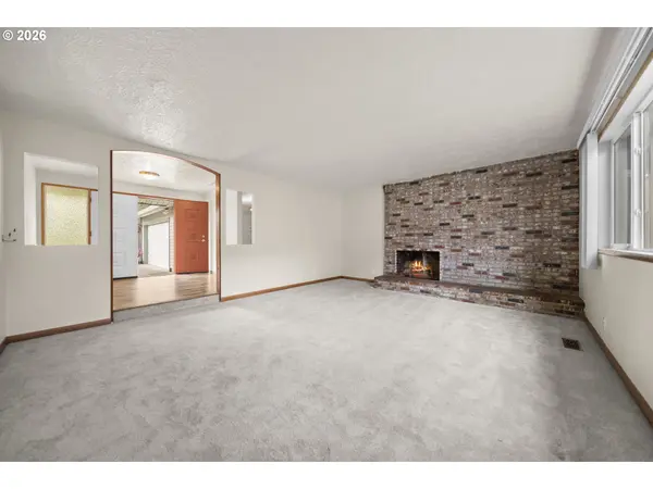 6335 SE MOLT ST, Milwaukie, OR 97267