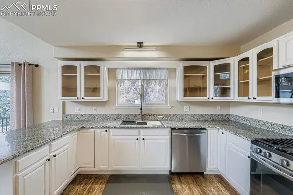 9470 Blue Grass PL, Colorado Springs, CO 80925