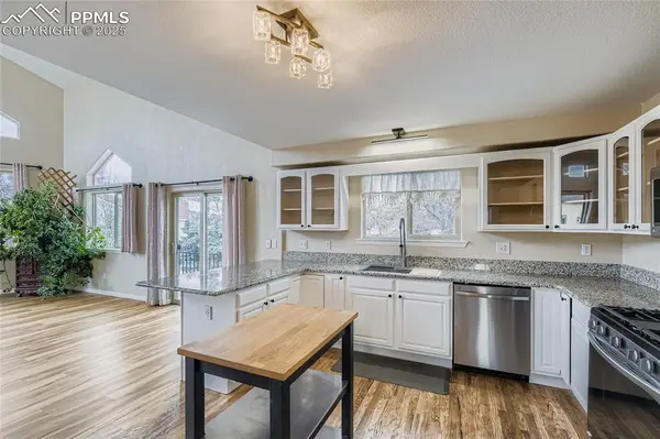 9470 Blue Grass PL, Colorado Springs, CO 80925