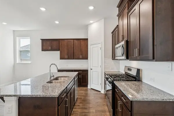 404 Portina Drive, Anna, TX 75409