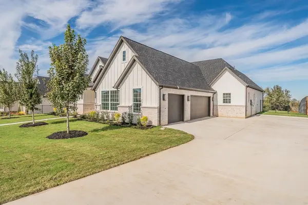 105 Bel Grand Road, Haslet, TX 76052