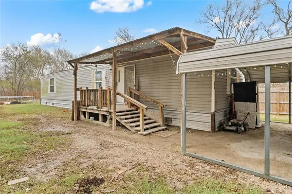 312 N Douglas Street, Mart, TX 76664