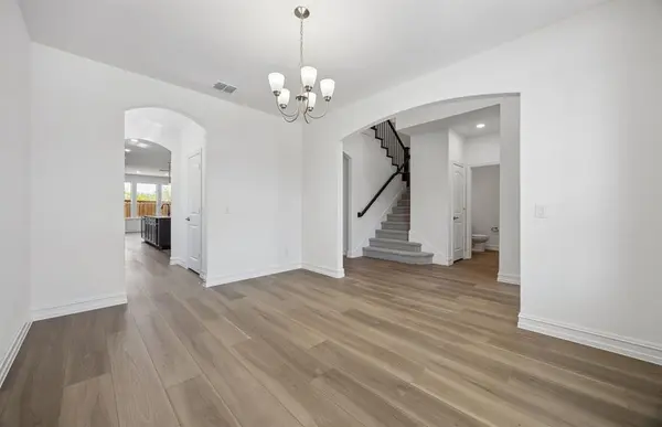 721 Brozgold Avenue, Midlothian, TX 76065