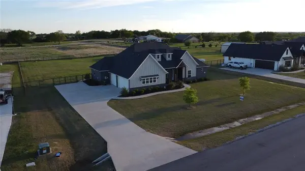 112 Friendship Way, Boyd, TX 76023