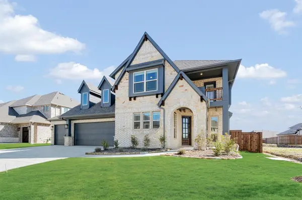 2107 Redding Drive, Mansfield, TX 76084