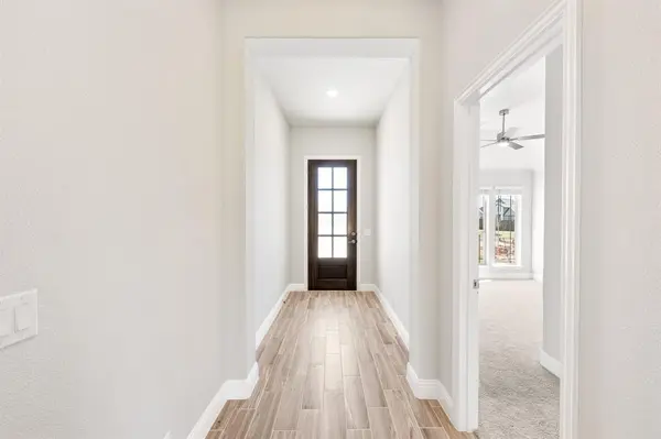 2114 Redding Drive, Mansfield, TX 76084