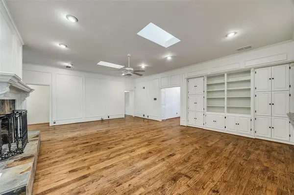 9223 Club Glen Drive, Dallas, TX 75243