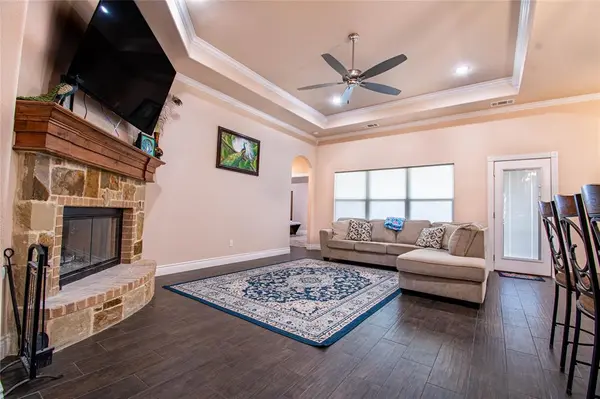 1009 Sky Court, Weatherford, TX 76085