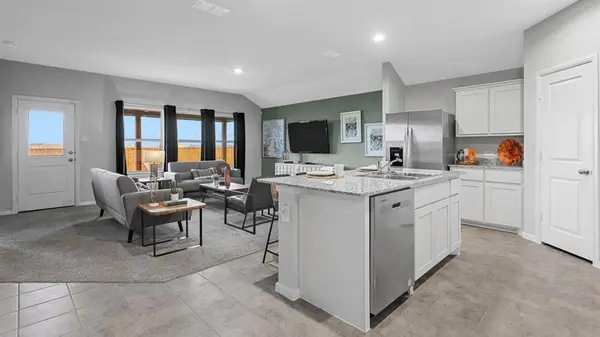 1008 FOXBURG Drive, Fort Worth, TX 76131