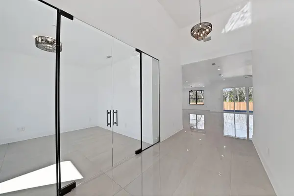 309 Whispering Way, Red Oak, TX 75154