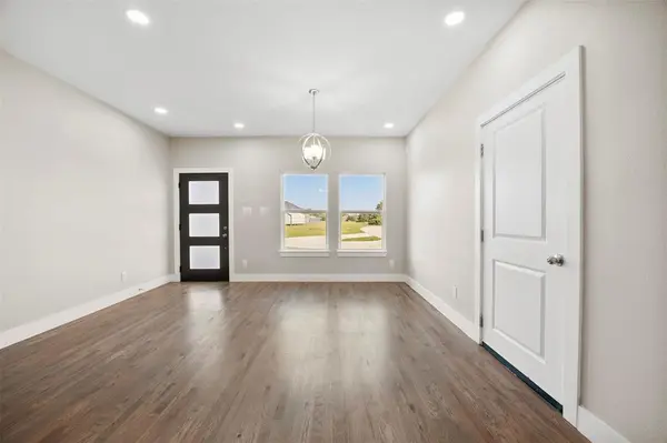 1218 Lynn Way, Waxahachie, TX 75165