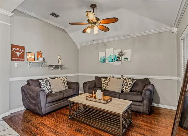 321 Deaton Drive, Fate, TX 75087