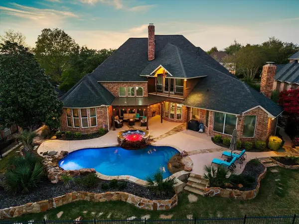 806 Eagle Pass, Heath, TX 75032