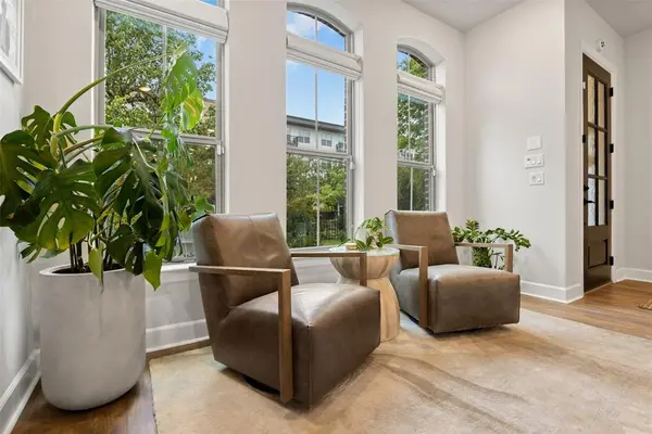 3710 Red Leaf Lane, Dallas, TX 75209