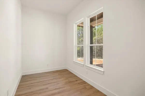 380 Schooner Way, Bluff Dale, TX 76433