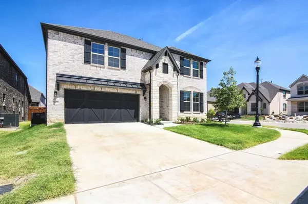 2009 Creekvista Drive, Lewisville, TX 75010