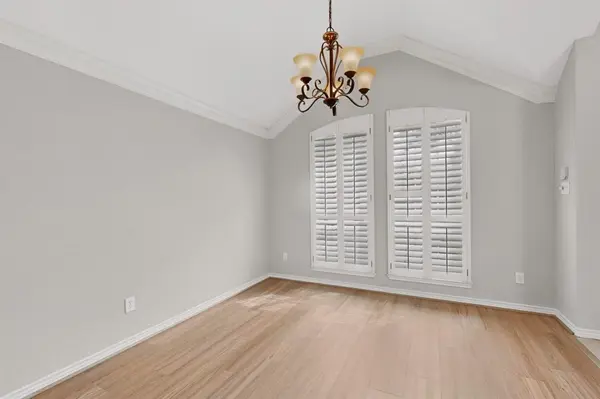 8707 Wellington Road, Irving, TX 75063