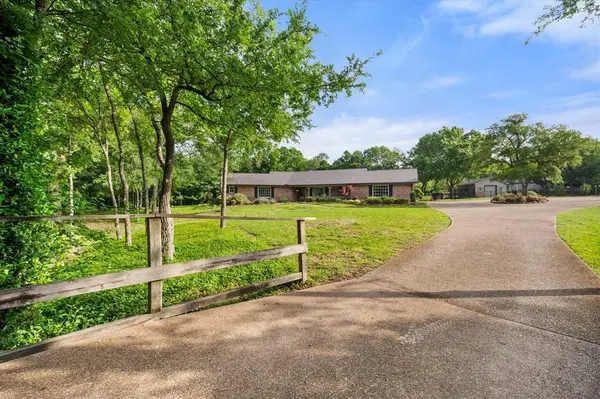 3725 County Road 0004, Corsicana, TX 75110